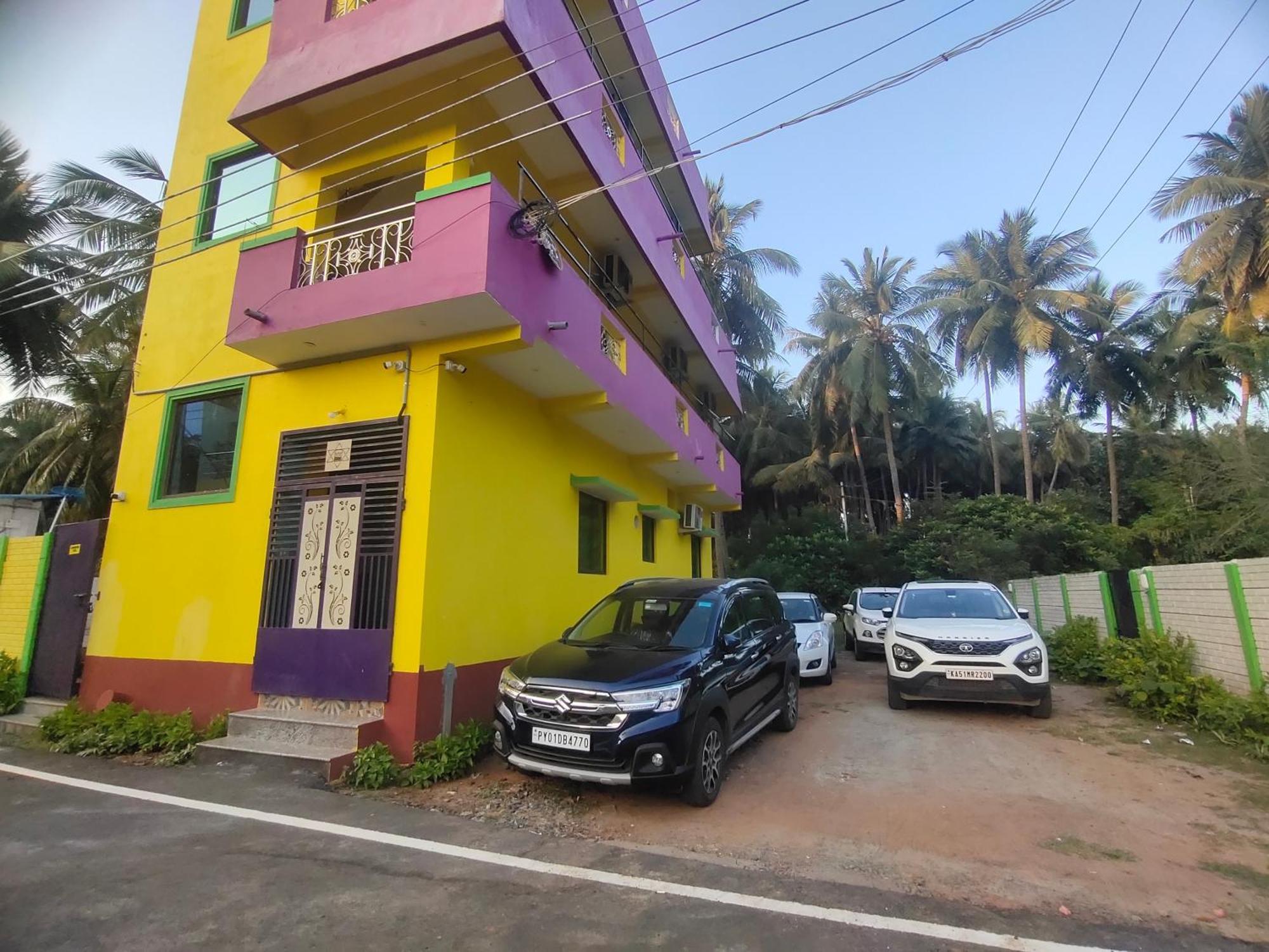 بونديتْشيري Pv Inn المظهر الخارجي الصورة