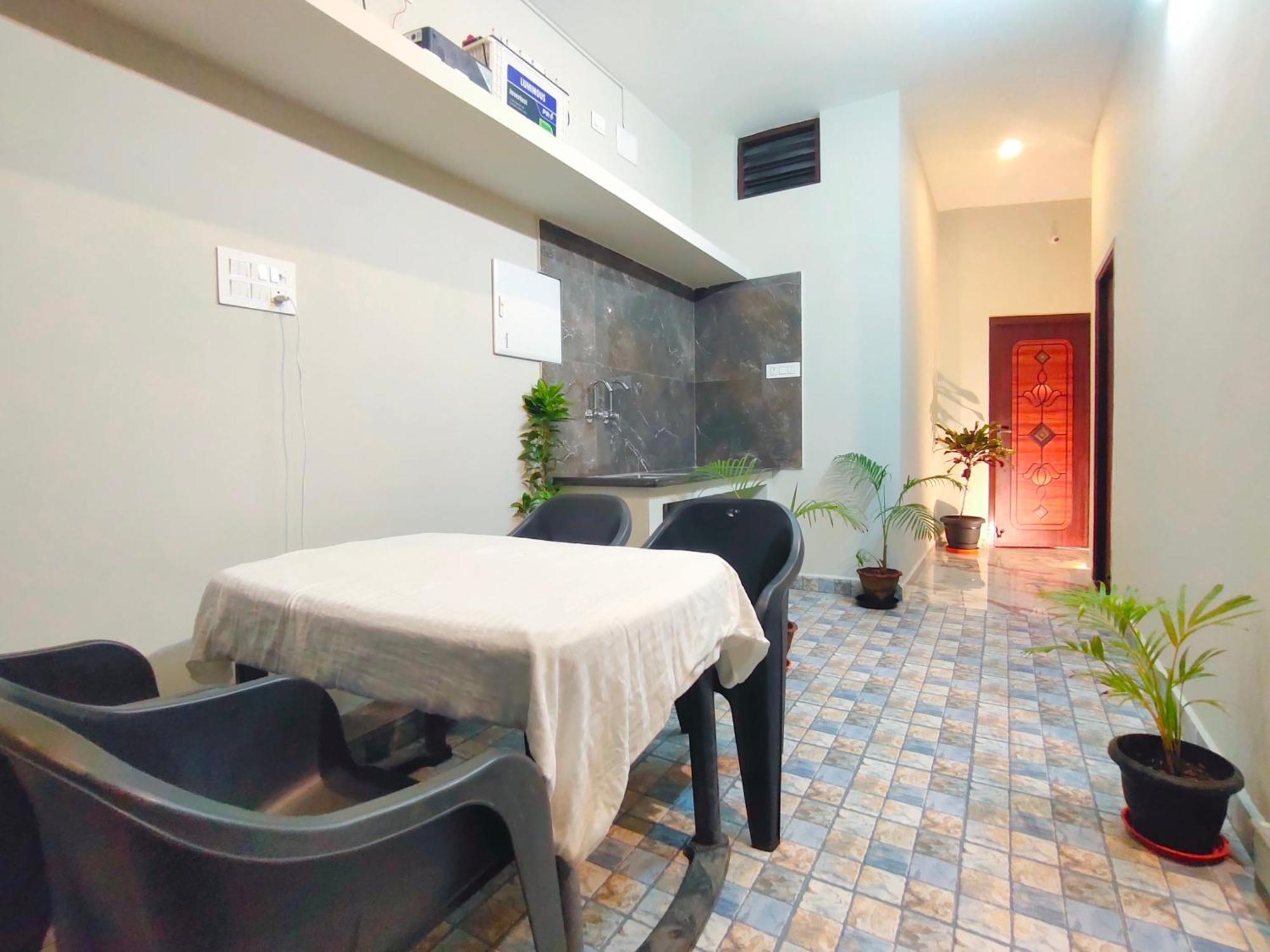 بونديتْشيري Pv Inn المظهر الخارجي الصورة