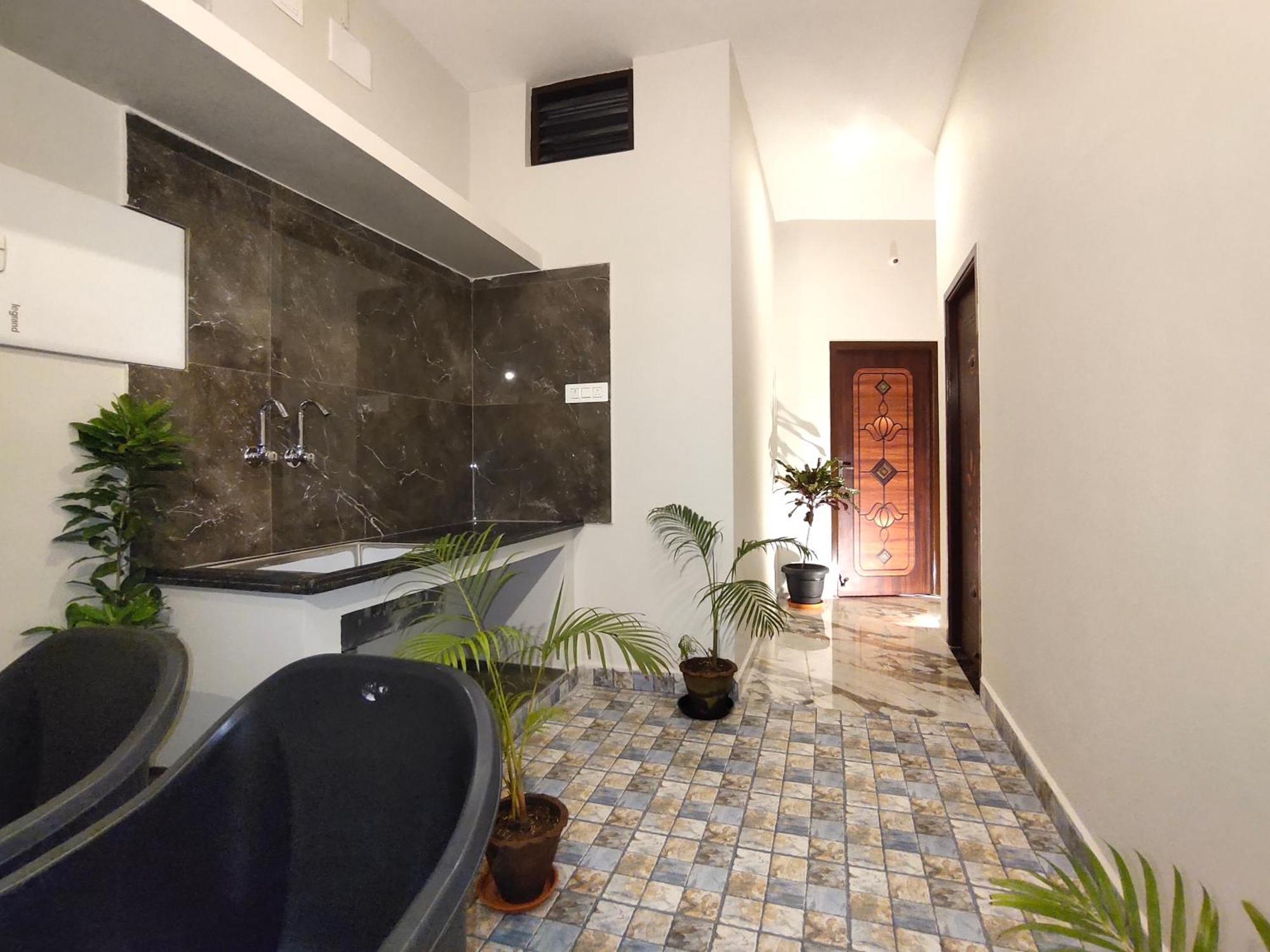 بونديتْشيري Pv Inn المظهر الخارجي الصورة